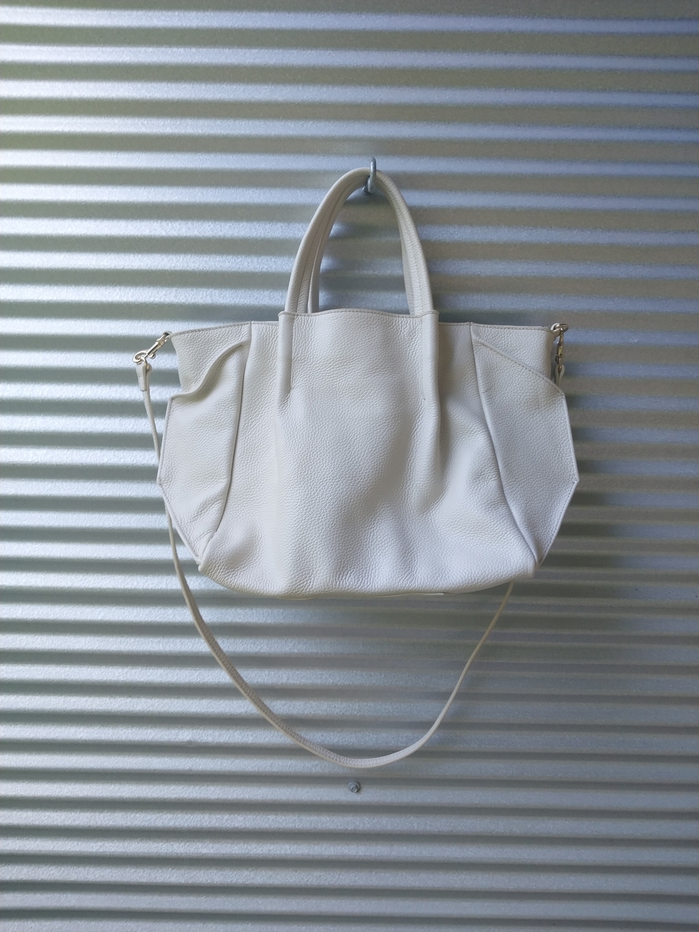 Oliveve Tote Lamb Italian Buffalo